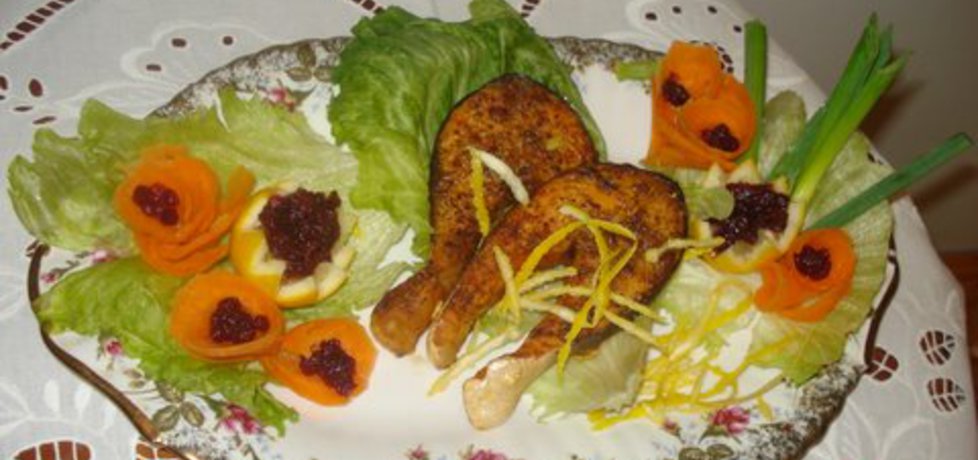 Łosoś grillowany na liściu salaty z borówkami (autor: mariola10 ...
