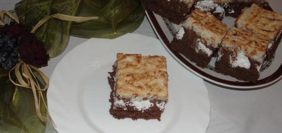 Ciasto z kremem czekoladowym,bezikami i kokosem (autor: alaaa ...