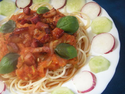 Spaghetti warzywne (pomidorowo