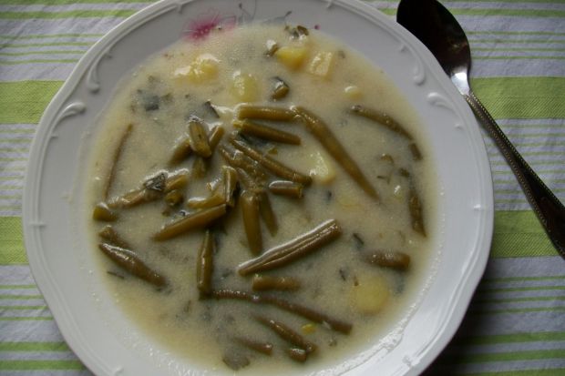 Zupy: zupa z fasolką szparagową