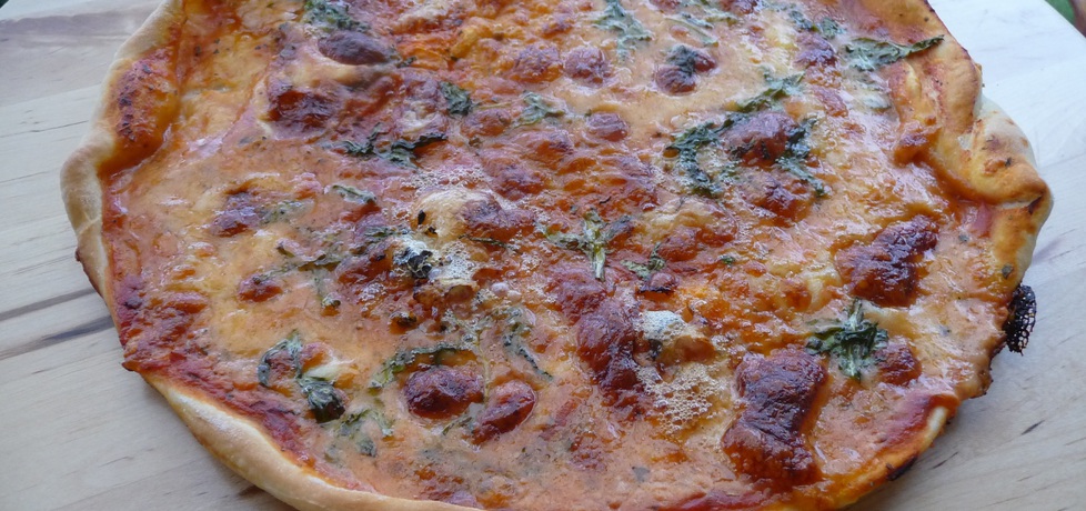 Serowa pizza z rukolą (autor: darmiona)