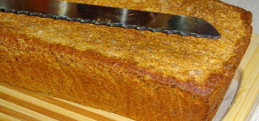 Chleb mieszany z drożdżami i zakwasem