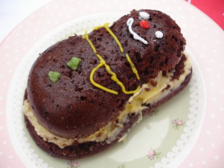Tort czekoladowy z masą z kiwi i mango przepis