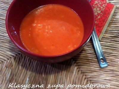 Klasyczna zupa pomidorowa z ryżem