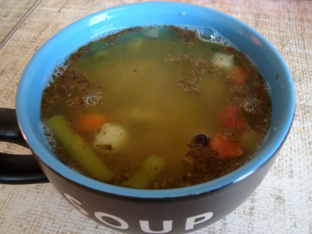 Składniki: zupa z żołądków drobiowych. gotujmy.pl