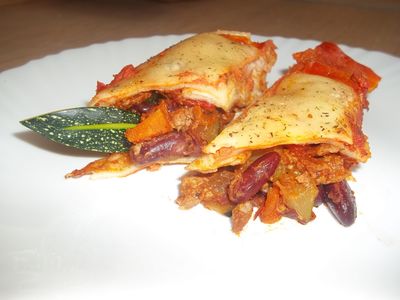 Tortille zapiekane z sosem a'la burrito