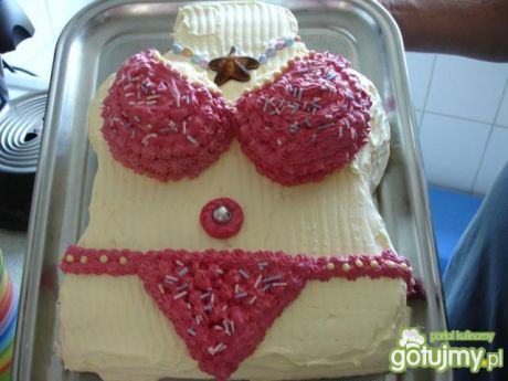 Przepis  tort w kształcie kobiety przepis