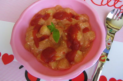 Gnocchetti z sosem pomidorowym i ricottą ...