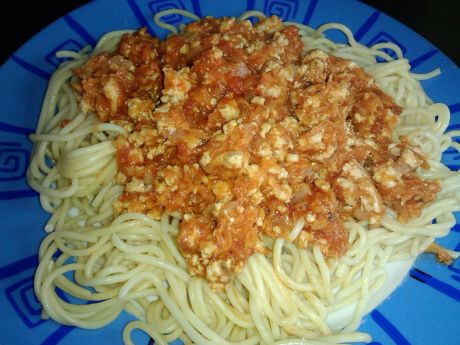 Przepis  makaron spagetti z sosem mięsnym przepis