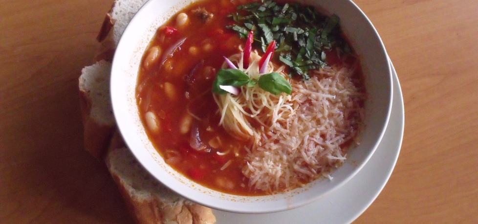 Zupa jesienna z fasolą i makaronem (autor: koper)