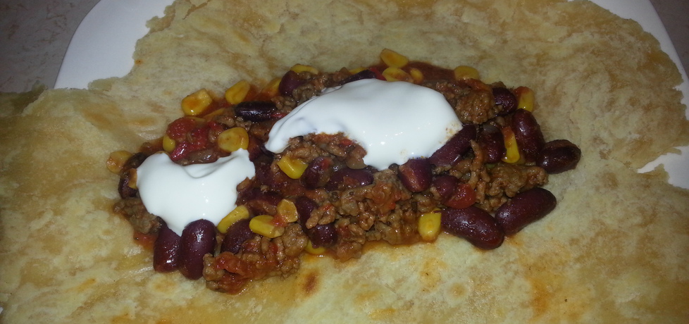 Chilli con carne z tortillą i gęstą śmietaną (autor: bertpvd ...