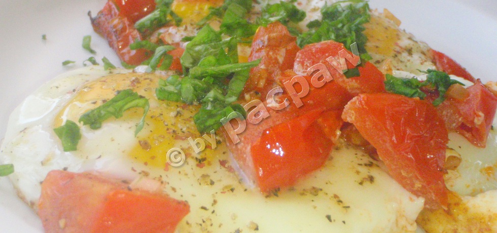 Jajka śniadaniowe z pomidorami (autor: pacpaw)