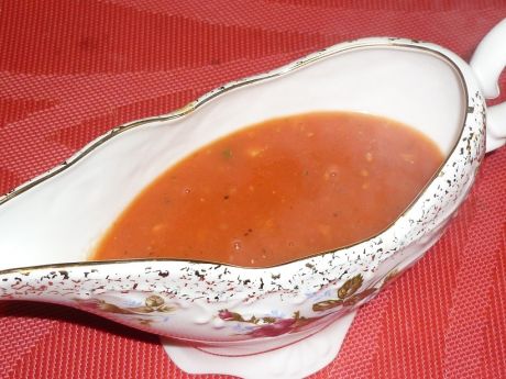 Przepis  sos pomidorowy z czosnkiem i bazylią przepis