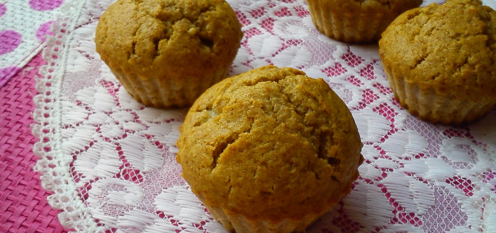 Pełnoziarniste muffinki z gruszkami (autor: anna20 ...