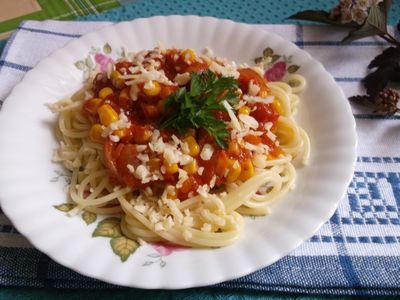 Spaghetti z pomidorowo