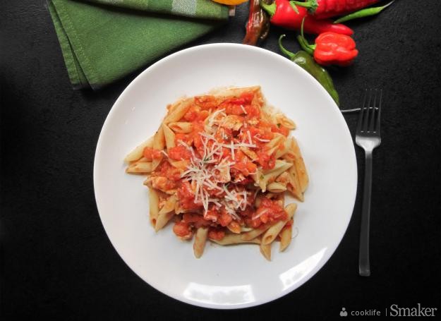 Penne all' arrabbiata czyli szybki, wściekły obiad