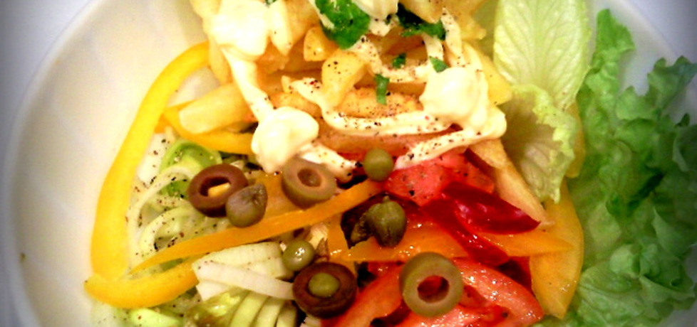 Sałatka z frytkami i majonezem (autor: cris04)