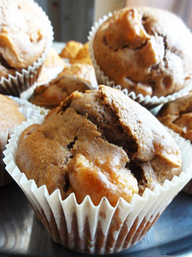 Przepis  muffinki kakaowe z jabłkami przepis