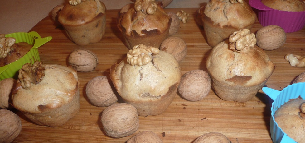 Muffiny z masłem orzechowym (autor: aginaa)