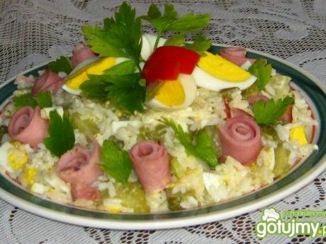Przepis  szybka sałatka z ryżem i jajkiem przepis