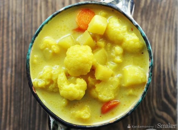Zupa kalafiorowa z curry