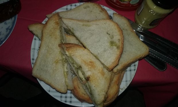Przepis  grillowany chleb z masełkiem ziołowym przepis