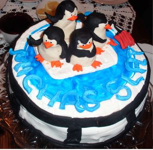 Śmietanowy tort urodzinowy