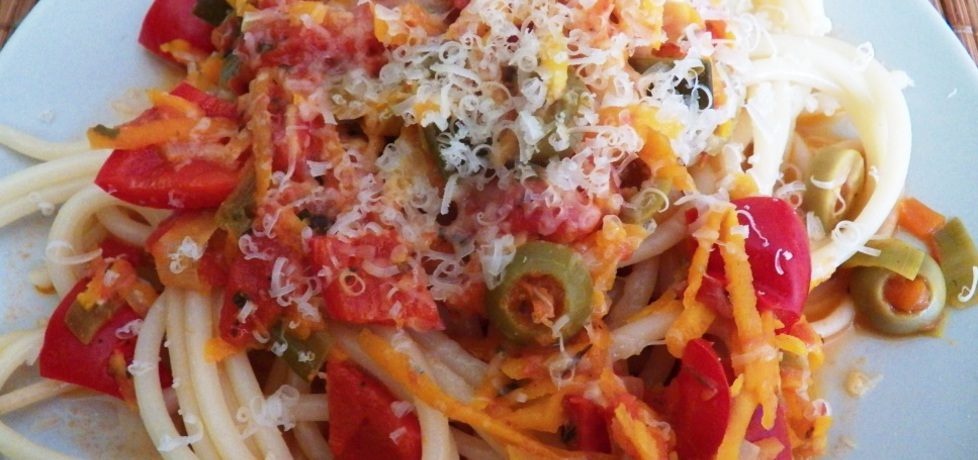 Spaghetti z papryką i innymi warzywami (autor: koper ...