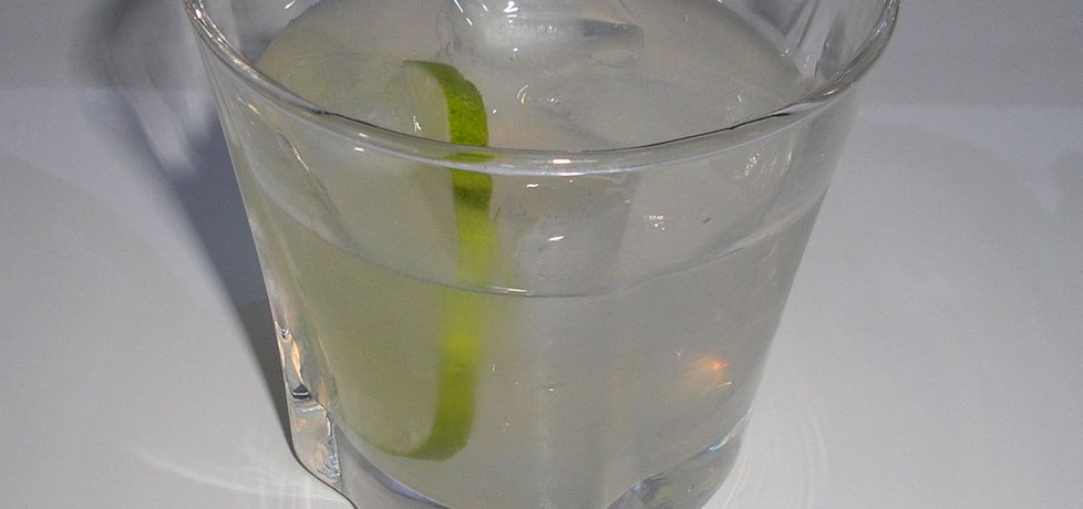 Orzeźwiający napój limonkowy (autor: lara)