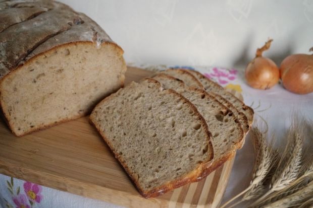 Przepis  chleb nowojorski z cebulą i kminkiem przepis