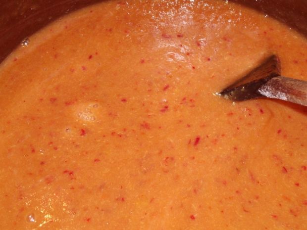 Sos pomidorowo-paprykowy  przepisy kulinarne