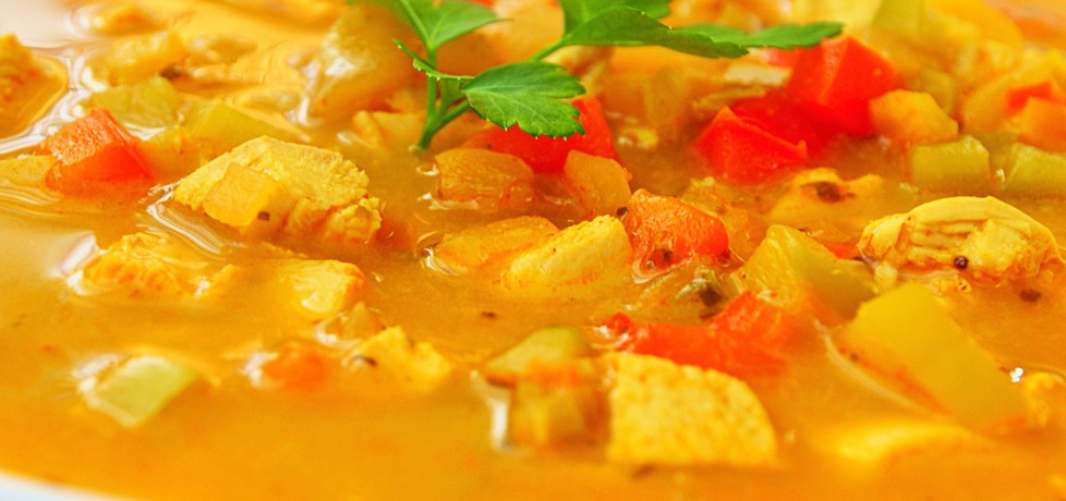 Paprykowa zupa curry z kurczakiem (autor: futka)