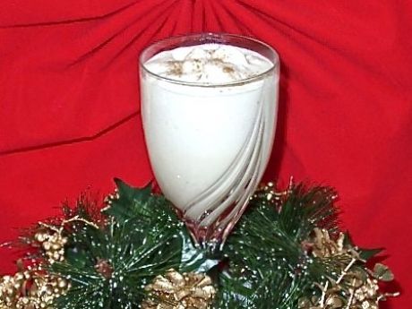 Przepis  eggnog  świąteczny napój z alkoholem przepis