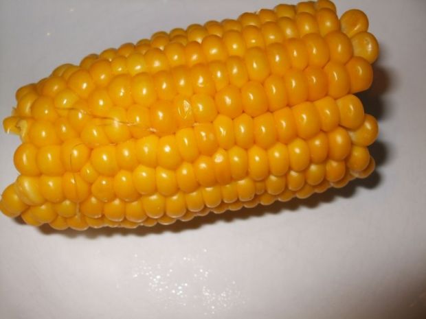 Przepis  gotowana kukurydza z masełkiem przepis