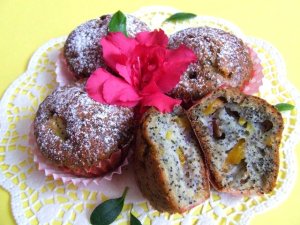 Makowe muffinki z nektarynkami  prosty przepis i składniki