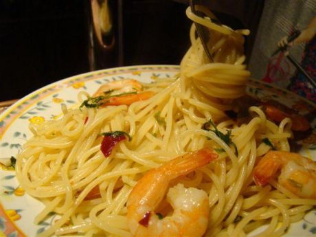 Przepis  spaghetti z krewetkami na ostro przepis