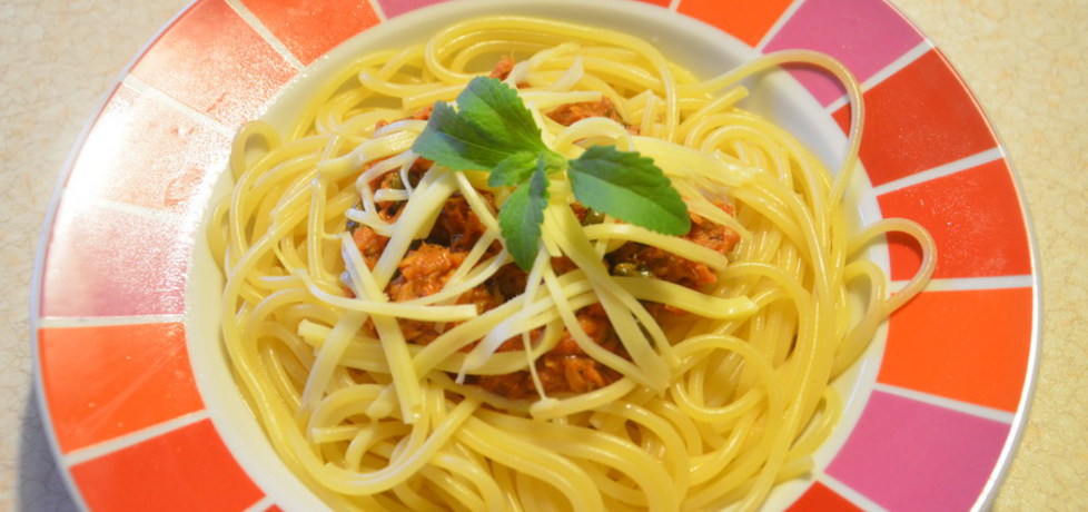 Spaghetti z tuńczykiem i kaparami (autor: ewa-red)