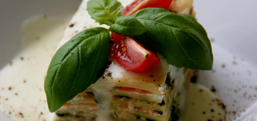 Lasagne z łososiem,szpinakiem i serem ricotta. (autor: kejti ...