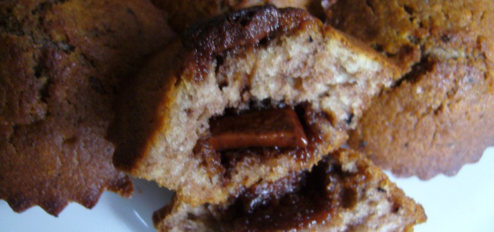 Muffinki z czekoladową niespodzianką w środku (autor: tessinka ...