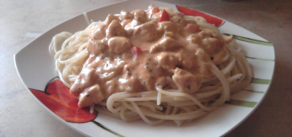 Spaghetti z kurczakiem i sosem paprykowym (autor: polly66 ...