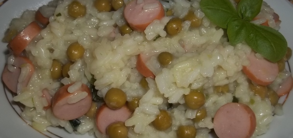 Ryż z parówkami i groszkiem (autor: gosia1988)